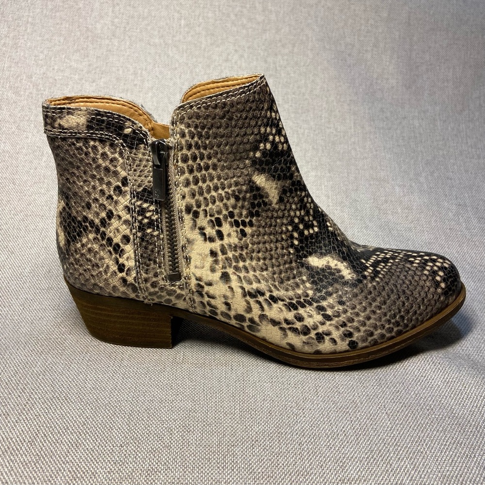 Lucky Brand Women's Basel Tobacco Snake Low Cut Ankle Booties Size7,5M